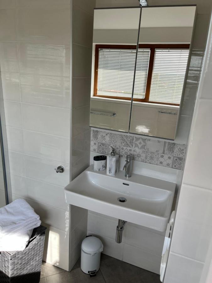 Residence Sarka Top Прага Екстер'єр фото