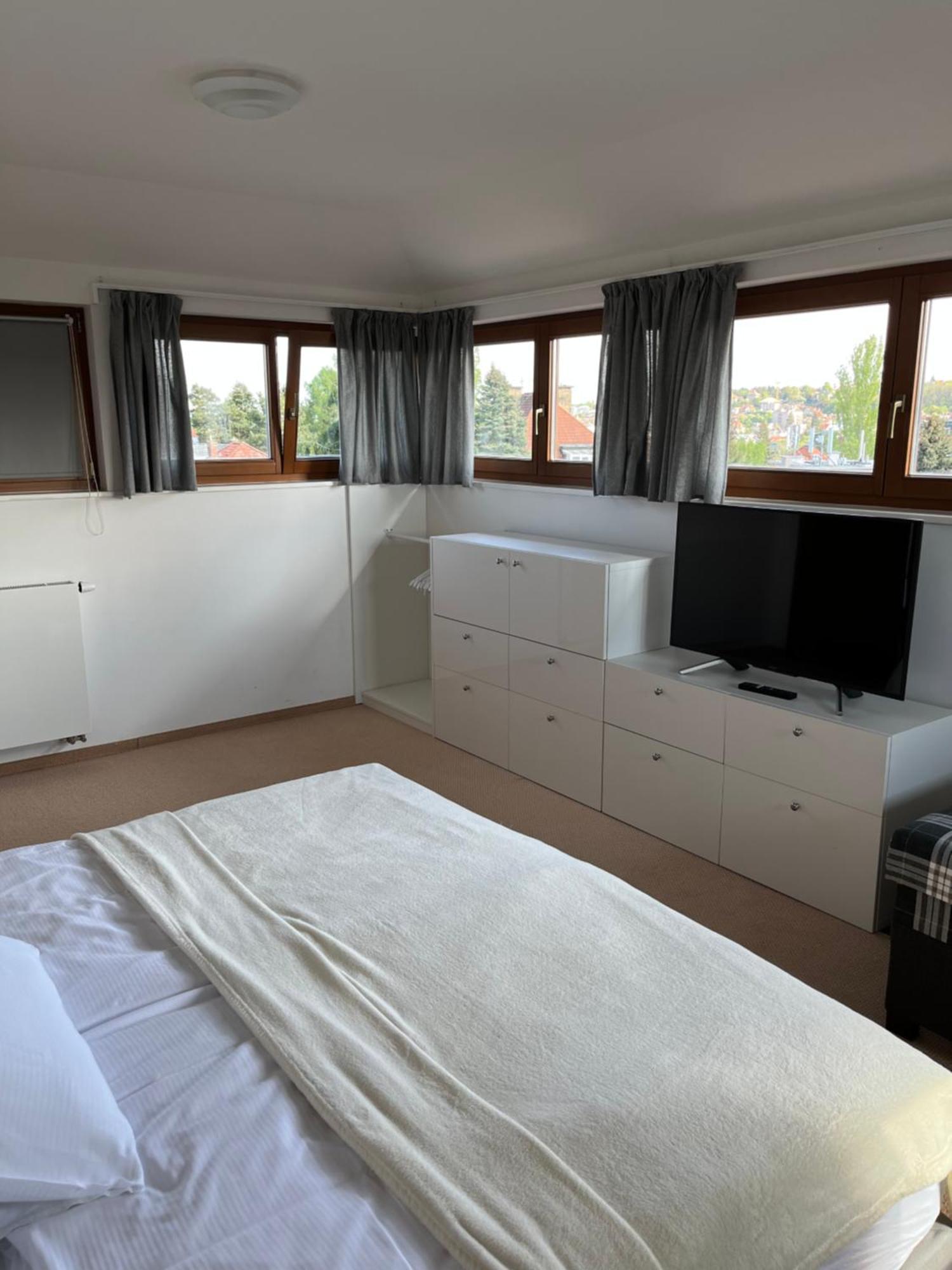 Residence Sarka Top Прага Екстер'єр фото